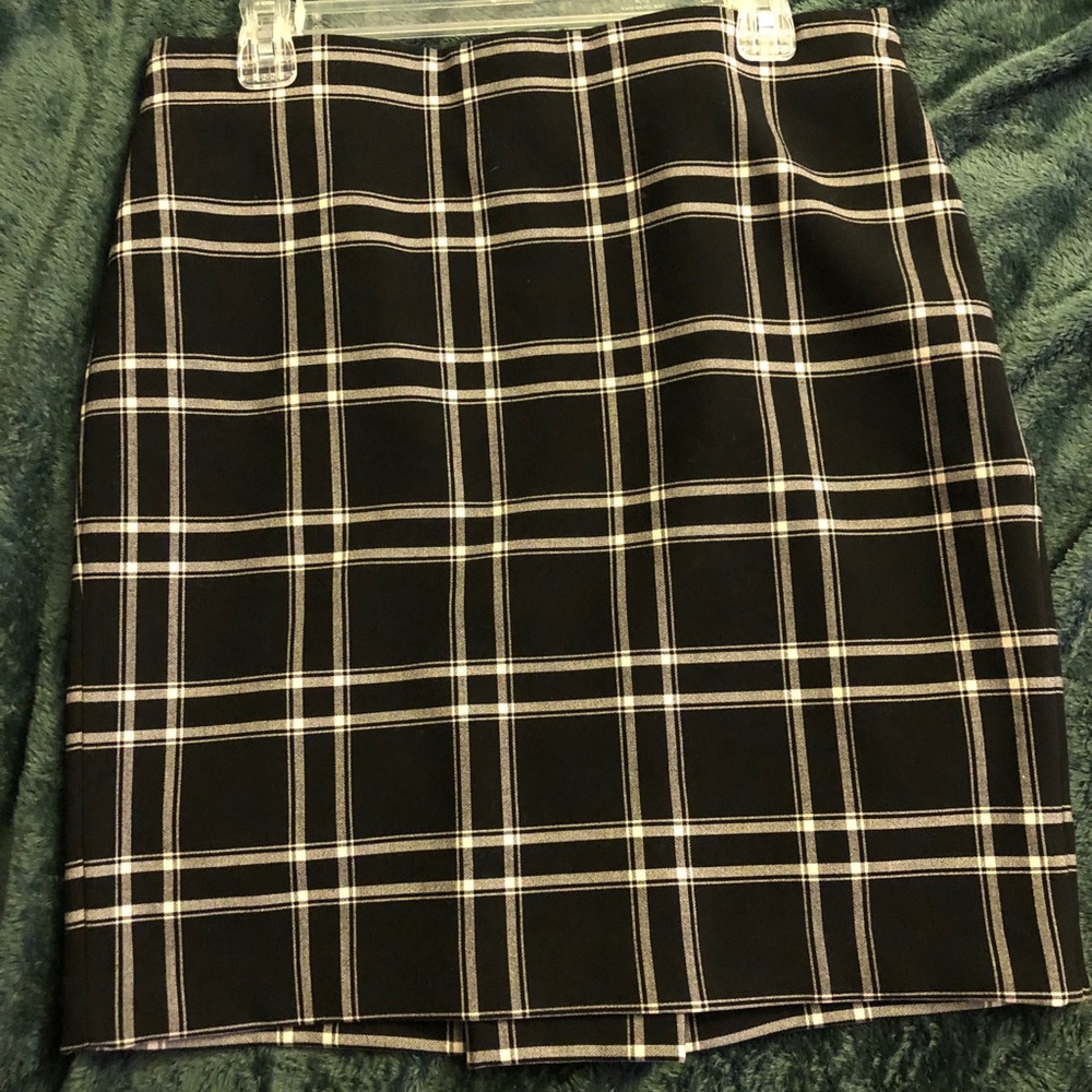 Plaid Black Skirt